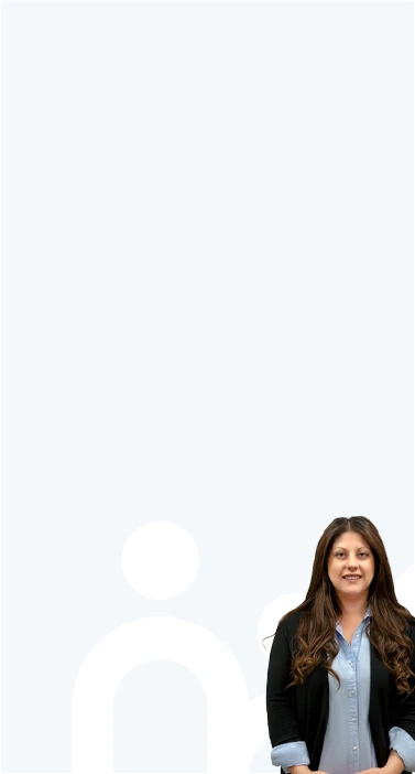 https://a7r4w4w4.delivery.rocketcdn.me/wp-content/uploads/2021/05/jamie-profile-mobile.webp
